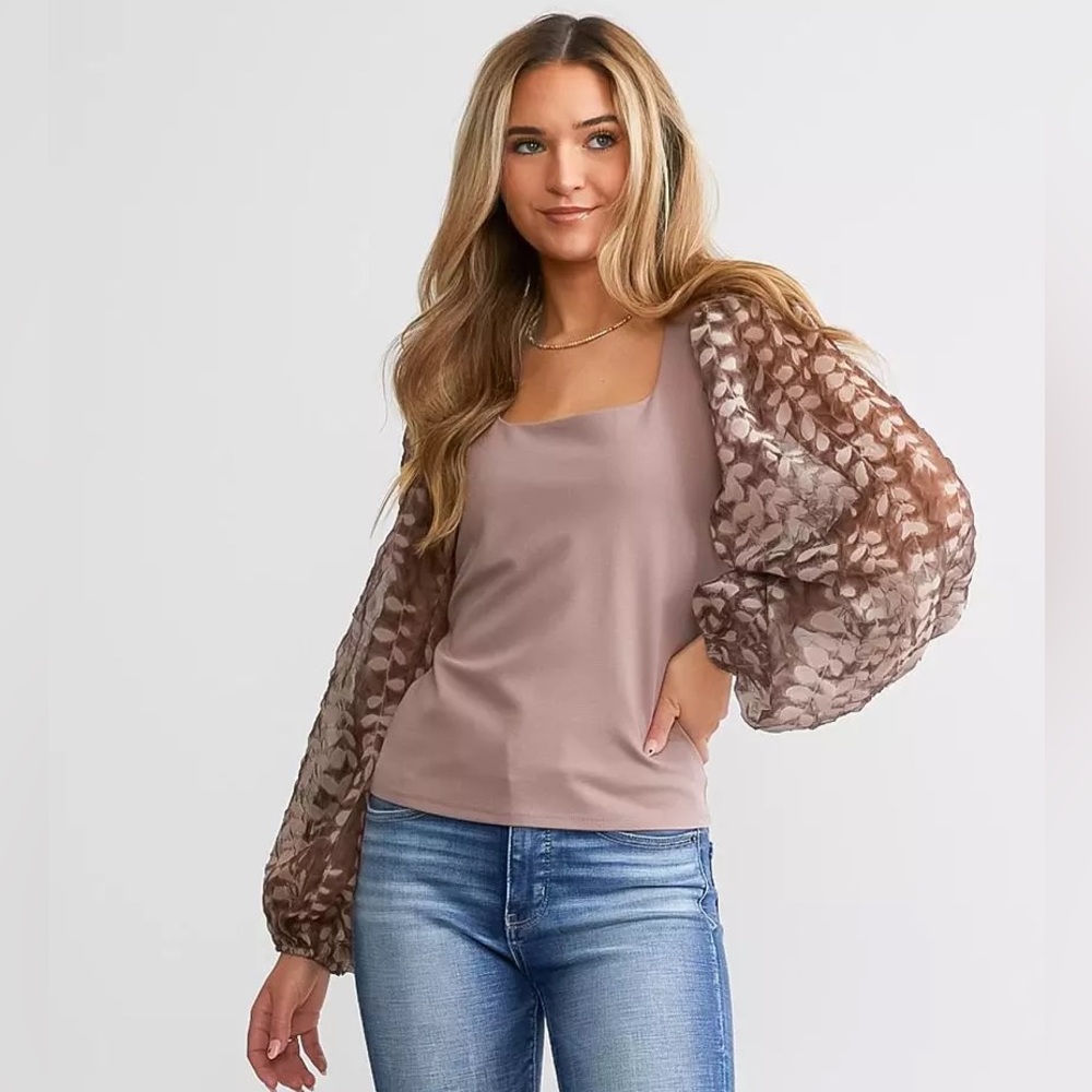 Willow & Root Women’s Top Size L